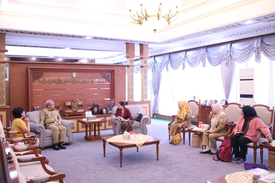 PJ GUBERNUR HARISSON SAMBUT BAIK GERAKAN PERLINDUNGAN BAGI KAUM PEREMPUAN
