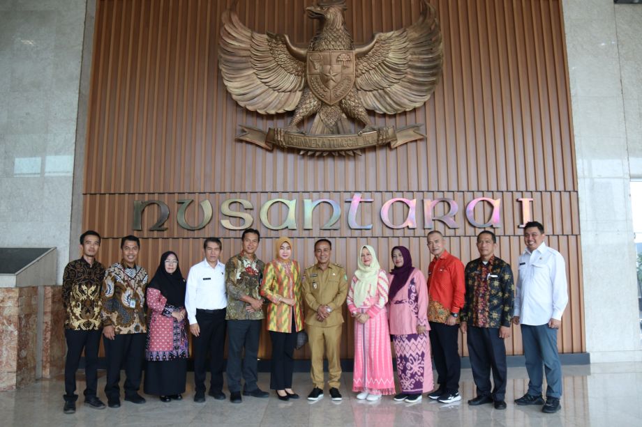 USAI KOORDINASI DENGAN PUSAT, PEMPROV KALBAR TEGAS TETAP PEKERJAKAN GURU DAN  TENDIK NON ASN SEPERTI BIASA