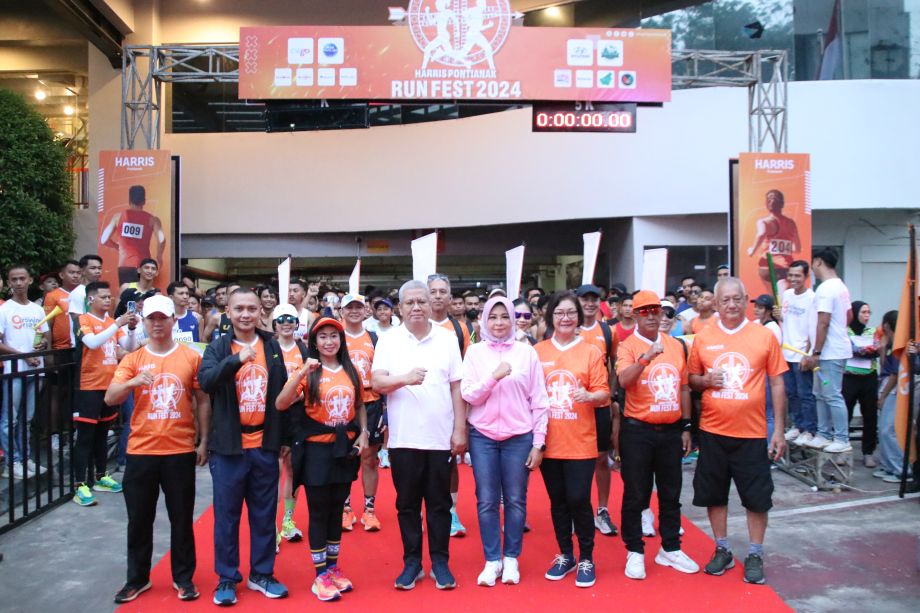 PJ GUBENUR HARISSON LEPAS RATUSAN PESERTA HARRIS PONTIANAK RUN FEST 5K TAHUN 2024