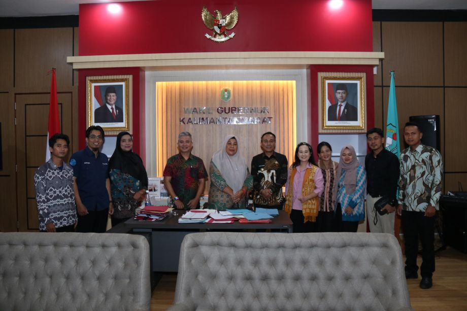 WAGUB KALBAR : SAYA AKAN MINTA KEPALA DINAS PENDIDIKAN UNTUK PERHATIKAN SEKOLAH SWASTA