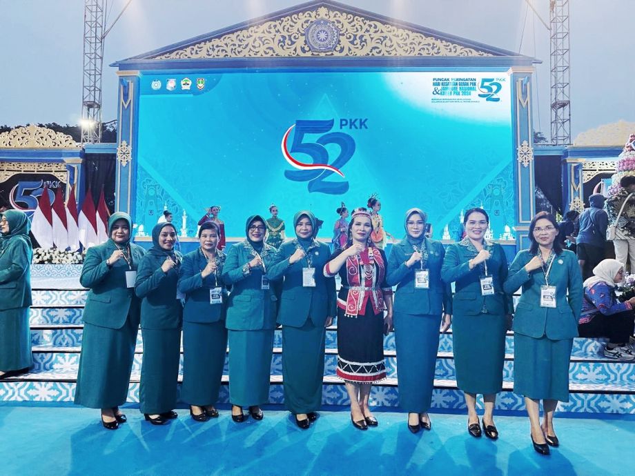 PROGRAM KRISAN DAN GERTAM CABAI TP-PKK KALBAR SABET PENGHARGAAN DI TINGKAT NASIONAL