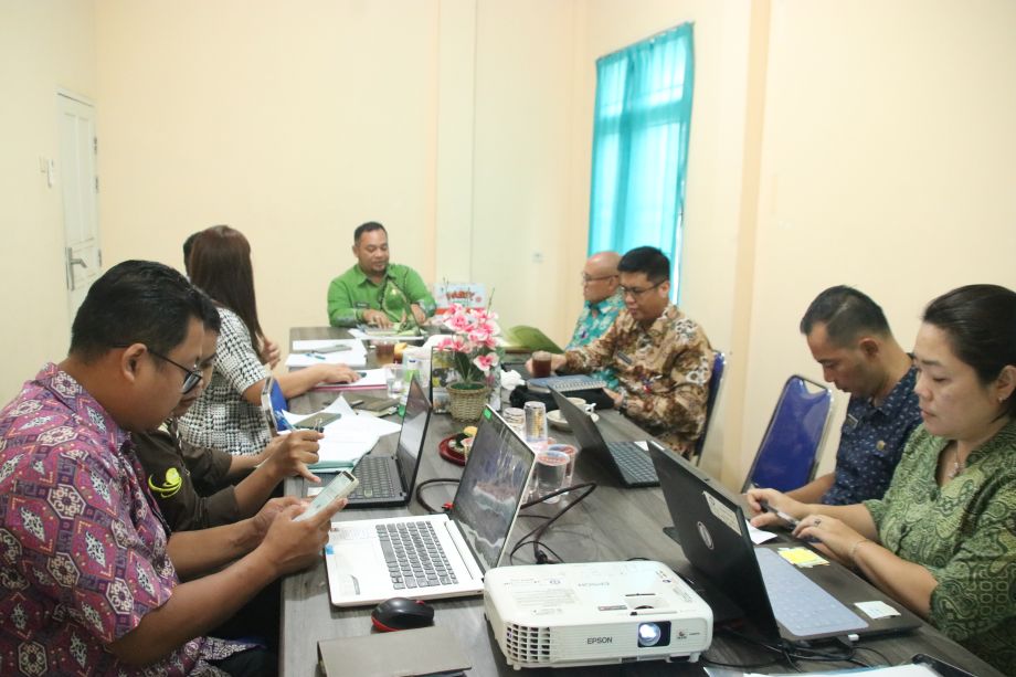 SEKDA M.BARI PINTA SEMUA PERUSDA KALBAR OPTIMALKAN CAPAIANNYA