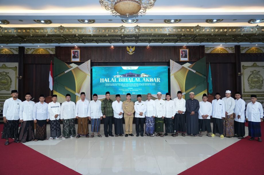 ISKAB KALBAR RESMI DILANTIK, GUBERNUR RIA NORSAN HARAP MAMPU BERKONTRIBUSI UNTUK KEMAJUAN KALBAR.
